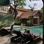 Puri Mesari Hotel