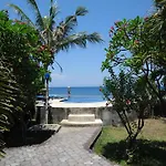 Three Brothers Bobby\'S Villas