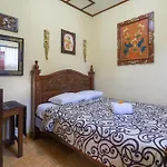 Nuaja Balinese Guest House