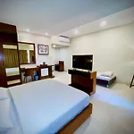 Yulia Beach Inn Kuta