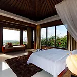 Airis Luxury Villas And Spa
