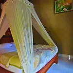 Suka Sari Cottages