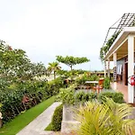 Arton Resort & Beach Club
