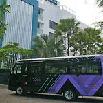 Holiday Inn Express Baruna By Ihg