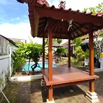 Pantai Bungalow Lembongan Island