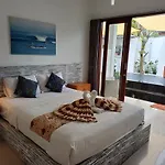 Mahi Mahi House