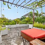 You Think You Know Canggu - Think Again! Stunning Large Luxxe 7Bed Villa