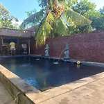 Van Karning Bungalow