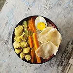 Sarinah Beach - Bistro & Bungalow