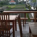 Mesari Homestay & Warung
