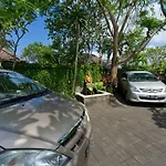 Villa Kedidi