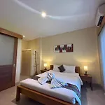 Oka\'S Guest House Canggu