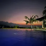 The Dharma Lovina - Mountain, Sea & Sunset View - Private Villa W Starlink - 5Br