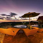 Sebuluh Sunset Hill