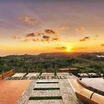 Sebuluh Sunset Hill