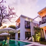 Skyfall Luxury Beach Villa