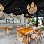 Sujiwa Ubud Hotel & Villa