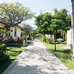 New Starlight Hotel Lovina