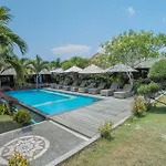 Lembongan Mantra Huts