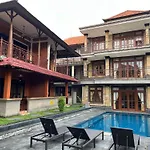Pande Permai Bungalows