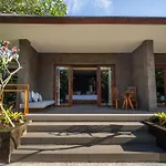 Uma Dawa Resort And Spa