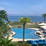 Bombora Balangan Resort