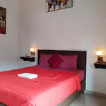 Saren Villa
