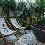 Sunny Aparts 2