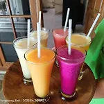 Green Palace Homestay