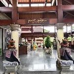 Puri Padi