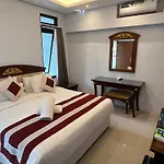Mandhasativa Homestay