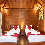 Swan Beach Inn