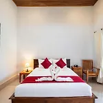 Swan Beach Inn