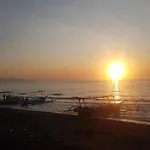 Puri Mandhara Lovina