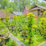 Rumah Keluarga Bali