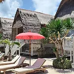 Molamola House