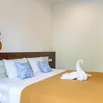 Dewi Villa Padangbai Hotel