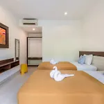 Dewi Villa Padangbai Hotel