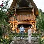 Penida Bambu Green Suites