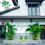 The Kumpi Villas