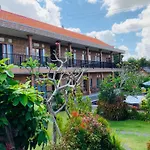 Putu Homestay