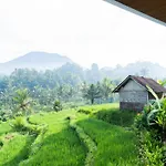 Bisbis House Iseh Village
