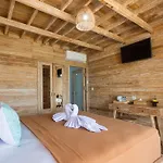 The Dewi Sun Sun Suite