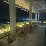 Gunza Bed And Breakfast