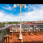 Hadi Poetra Hotel