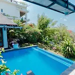 5Br Villa In Ungasan, Infinity Pool With Sea View