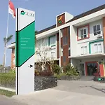 Zizz Convention Hotel