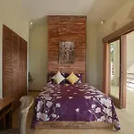 Casa Mimba - Seaview Private Pool Villa Padangbai