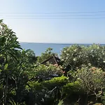 Bo\'S Bungalows And Restaurant