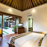 The Astari Villa And Residence